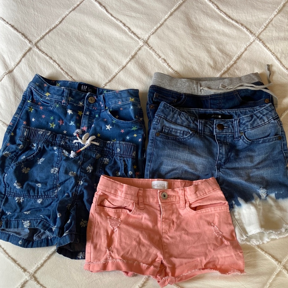 Girls shorts bundle of 5 pairs of jean shorts, size 8